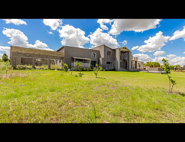 8,566M² FARM FOR SALE IN FARMALL AH